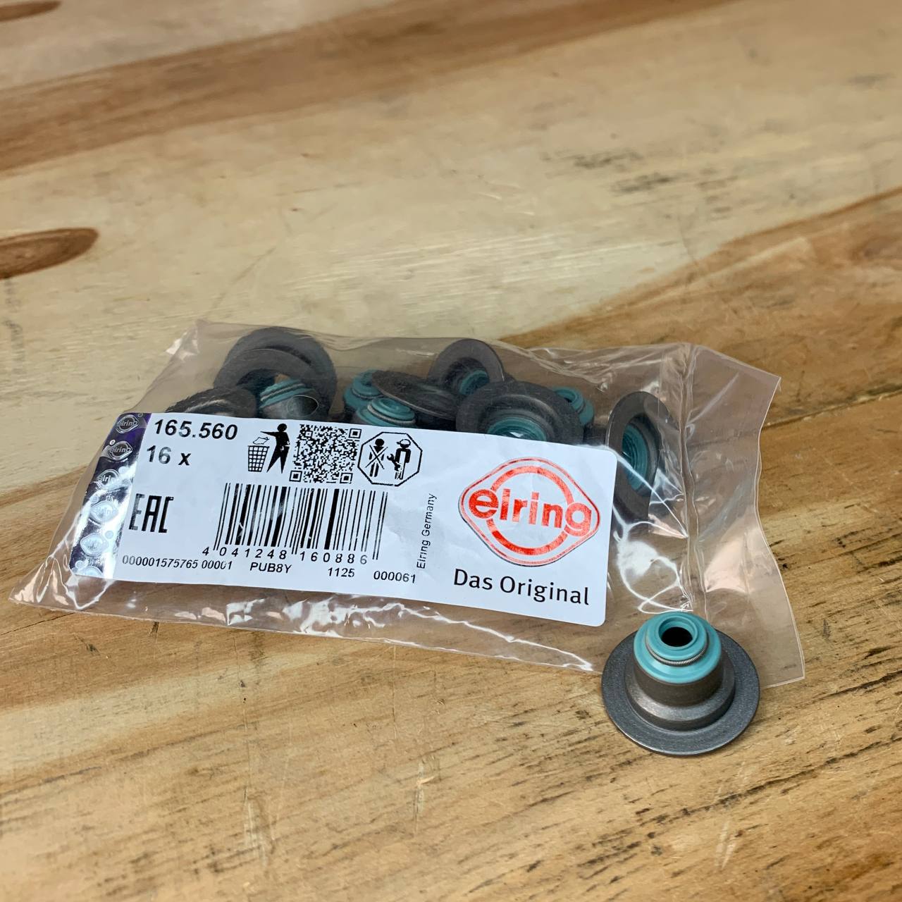 JUEGO DE GOMAS DE VÁLVULAS (16 UNDS)