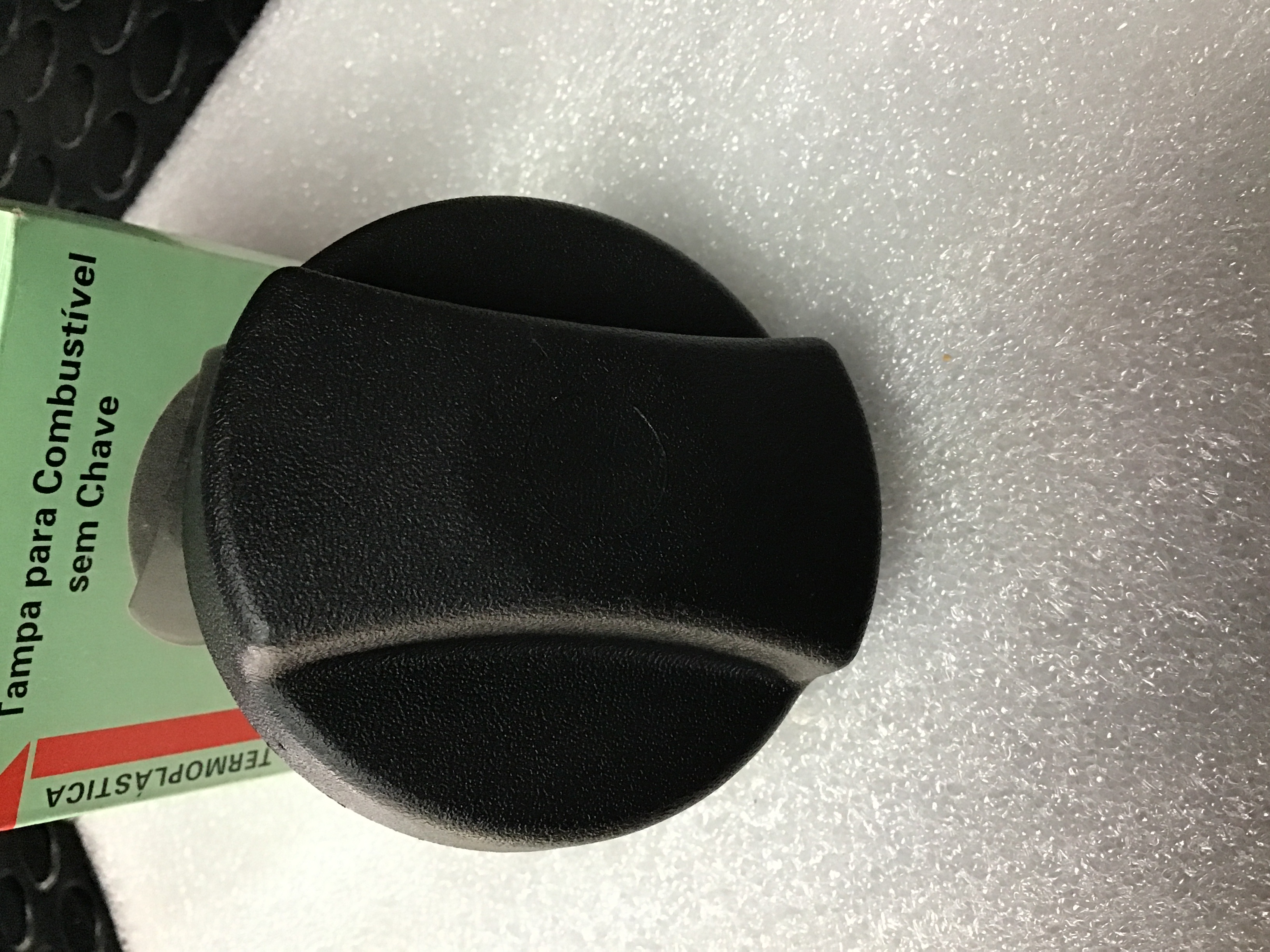 TAPA GASOLINA  L/SURTIDOR SIN LLAVES