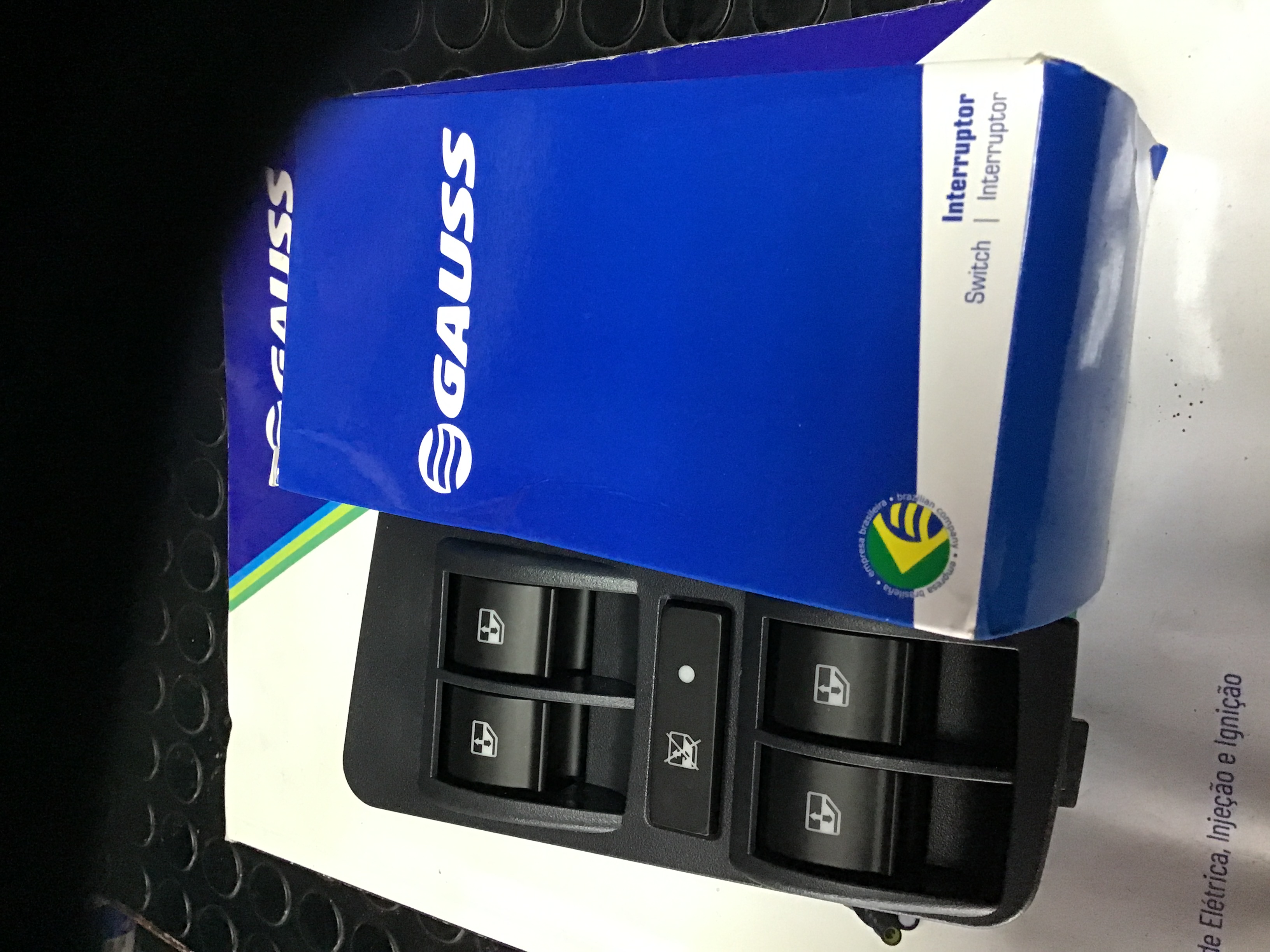 SWICHE ALZA VIDRIO CUÁDRUPLE C/BASE