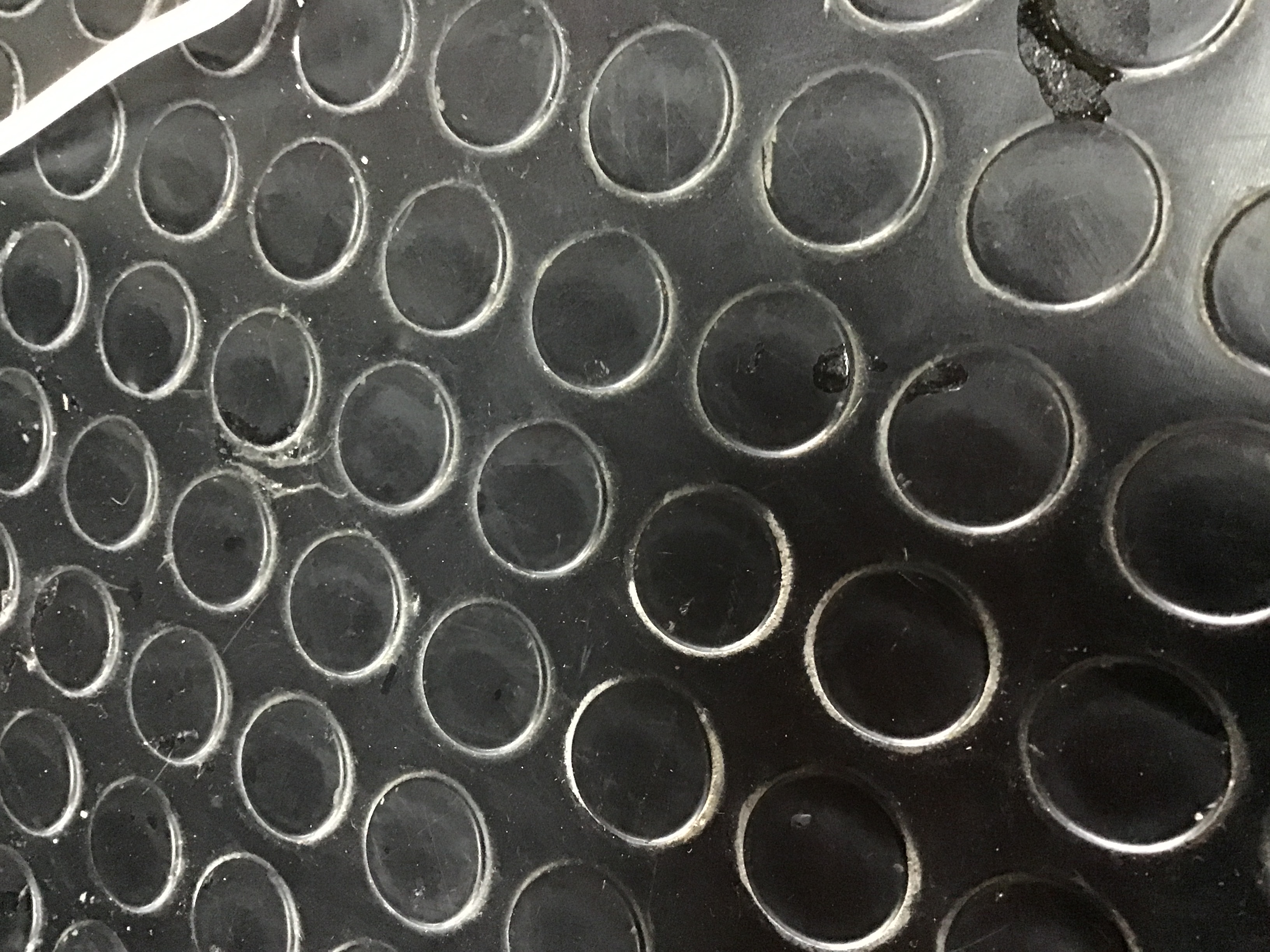 PARRILLA FRONTAL S/EMBLEMA CROMADO