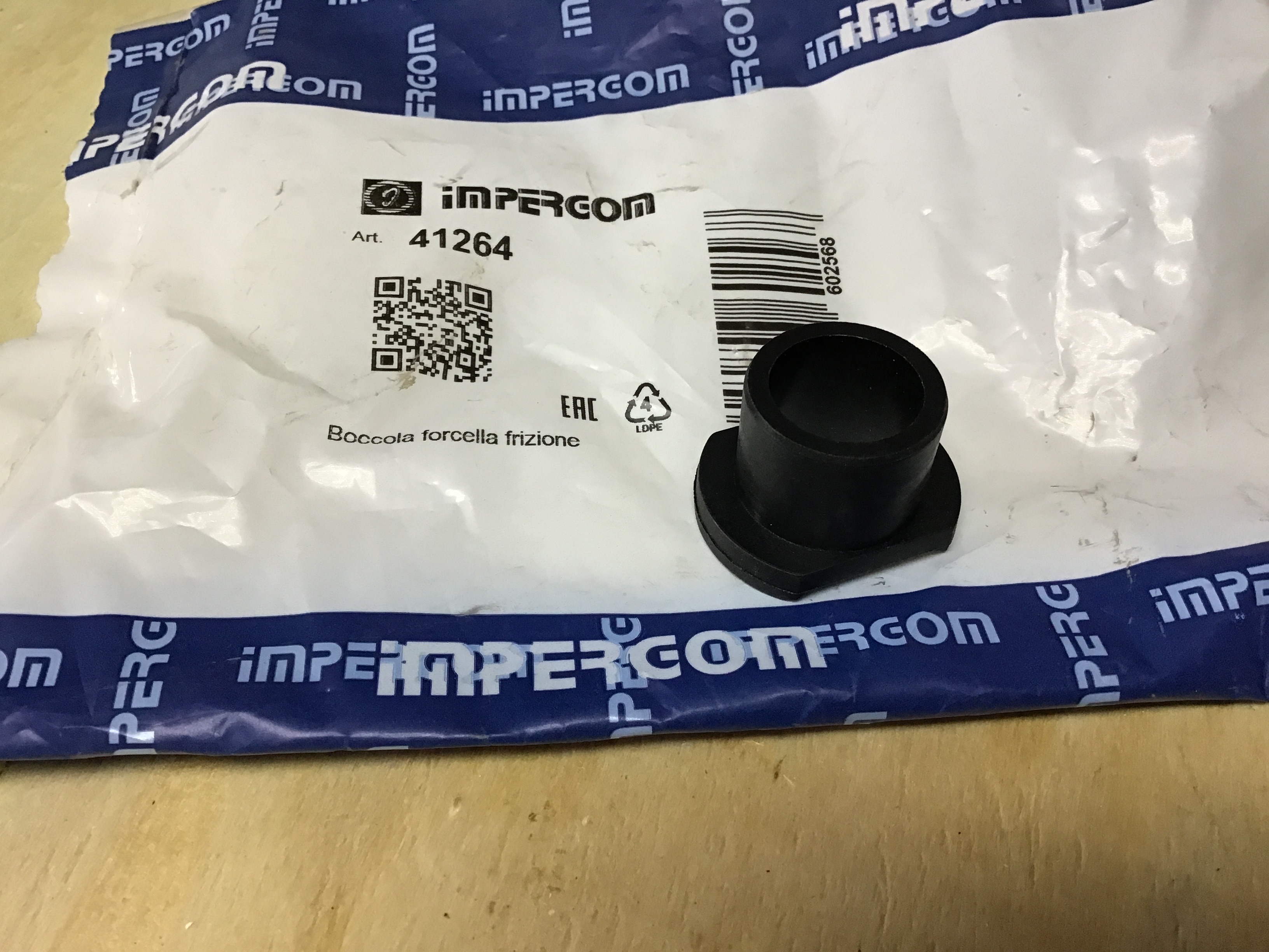 BOCINA DE HORQUILLA DE COLLARIN INFERIOR