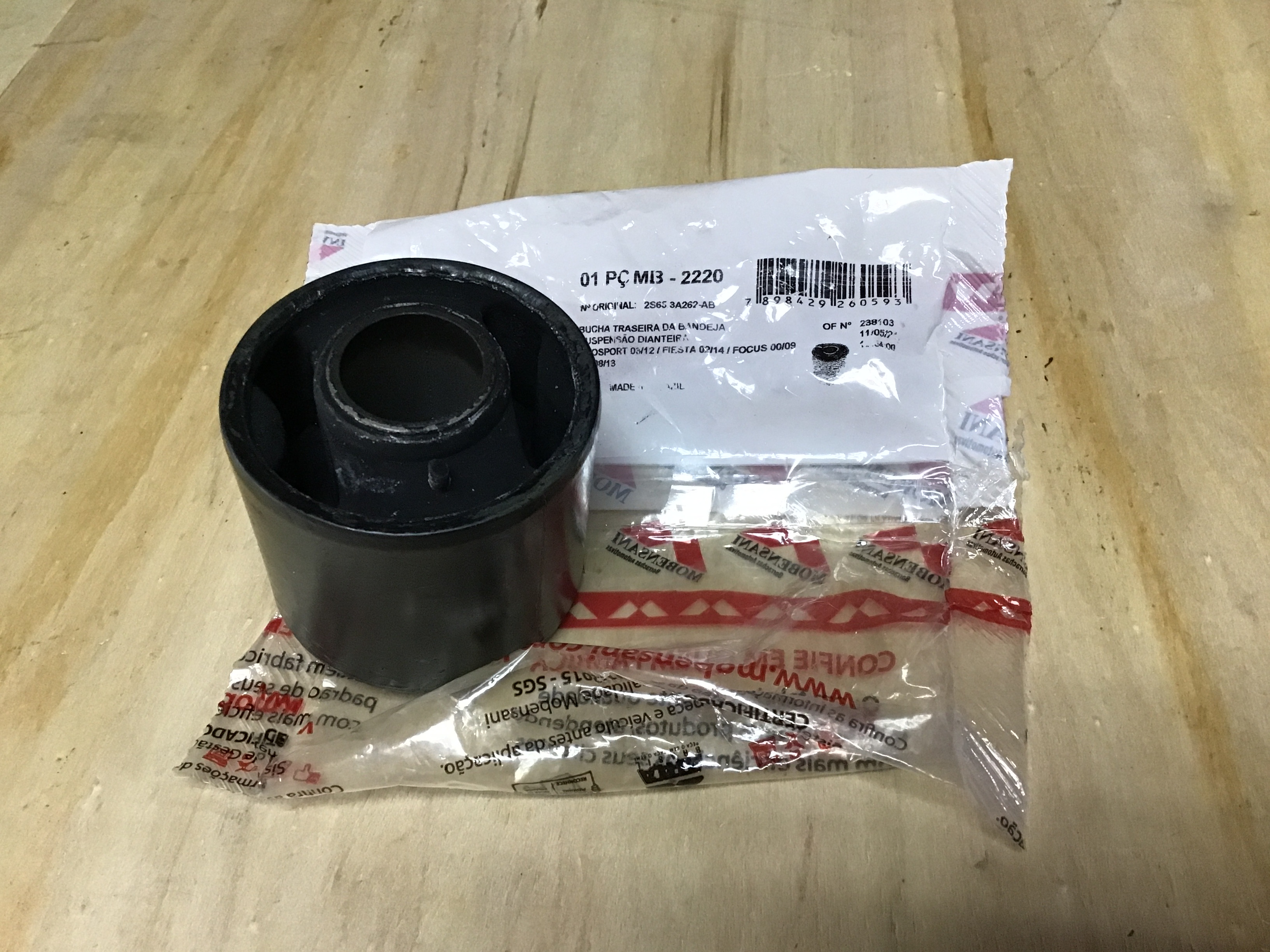 BUJE DE MESETA DELANTERA GRANDE HIERRO