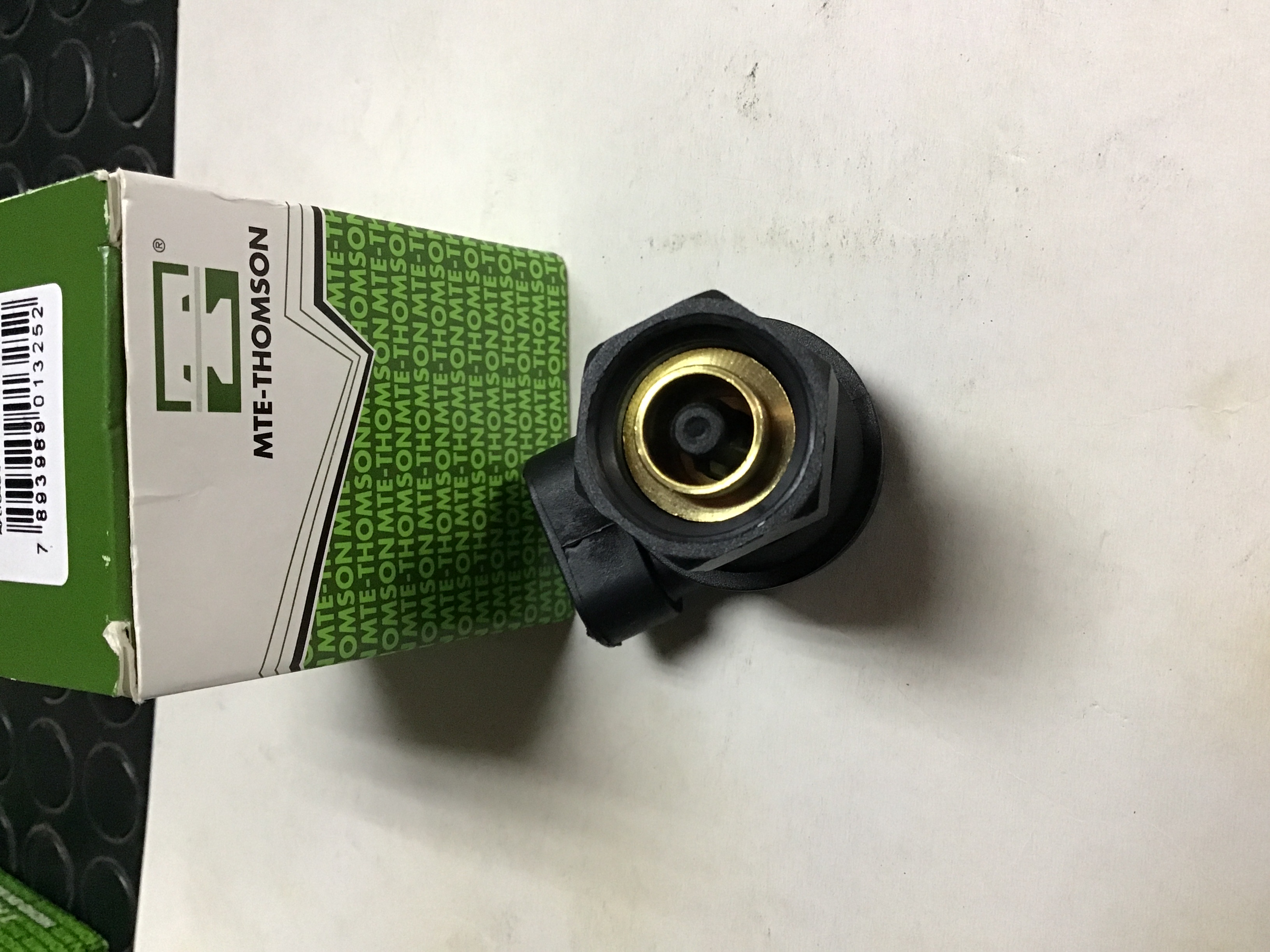 SENSOR CUENTA KILÓMETRO 